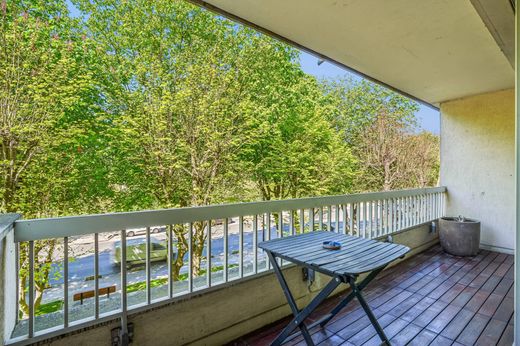 Apartament w Neuilly-sur-Seine, Hauts-de-Seine