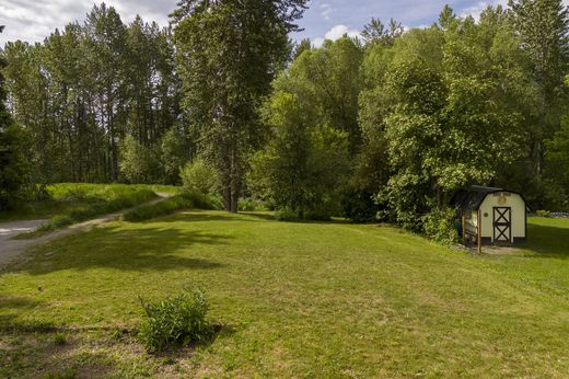 토지 / Fernie, British Columbia