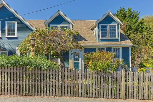 아파트 / Provincetown, Barnstable County