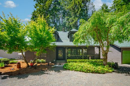Detached House in Shelton, Mason County