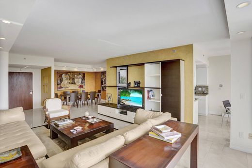 Apartment in Aventura, Miami-Dade
