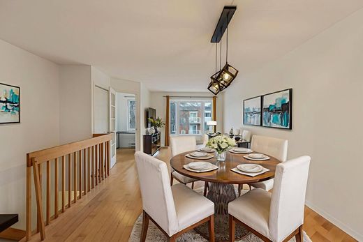 아파트 / Mercier, Montérégie