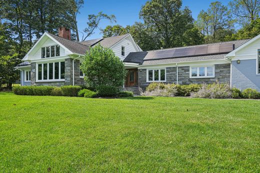 Luxury home in West Orange, Essex County