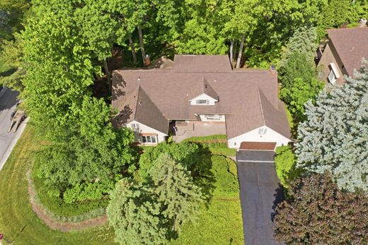 Detached House in West Bloomfield Township, Oakland County