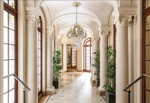 Apartment / Etagenwohnung in La Muette, Auteuil, Porte Dauphine, Paris