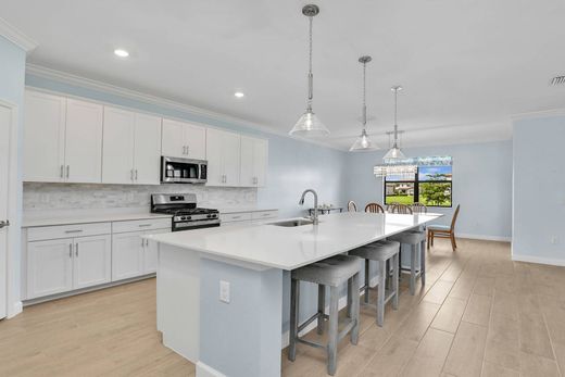 Maison individuelle à Estero, Comté de Lee