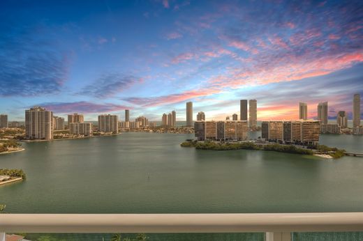 Apartment / Etagenwohnung in Aventura, Miami-Dade County