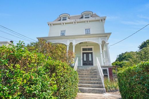 Luxury home in Tarrytown, Westchester County