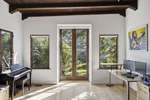 Detached House in Beverly Hills, Los Angeles County