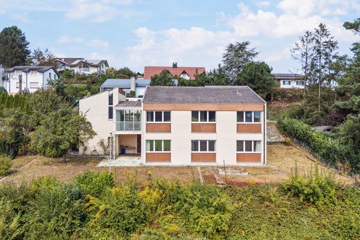 Einfamilienhaus in Avry-sur-Matran, La Sarine