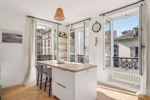 Appartement in Saint-Germain, Odéon, Monnaie, Paris