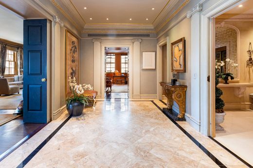 Luxury home in New York