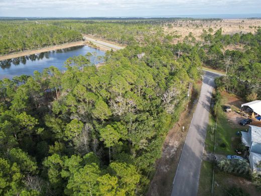 Grond in Milton, Santa Rosa County
