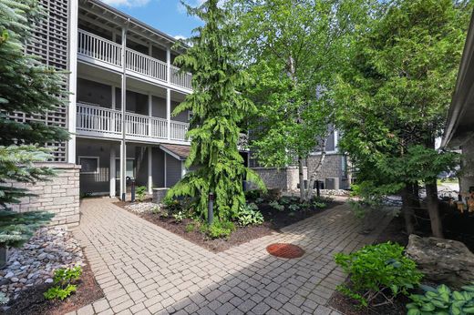 Apartment in Collingwood, Ontario