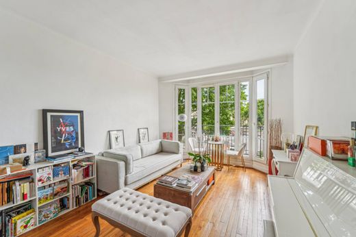 Apartment in Neuilly-sur-Seine, Hauts-de-Seine