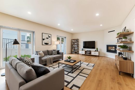 Villa Plurifamiliare a Cascais, Lisbona