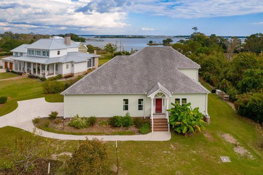 Detached House in Swansboro, Onslow County