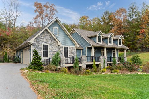 Vrijstaand huis in Fairview, Buncombe County