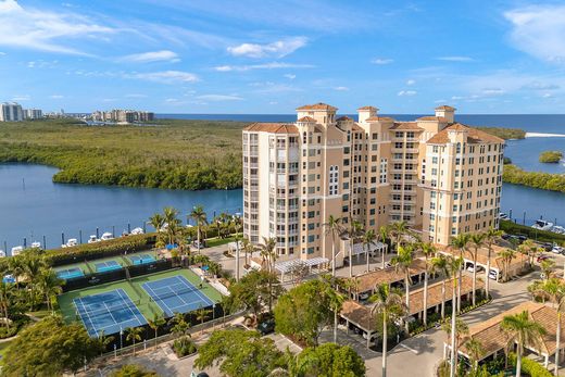 Naples, Collier Countyのアパートメント