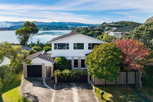 Luxury home in Porirua, Porirua City