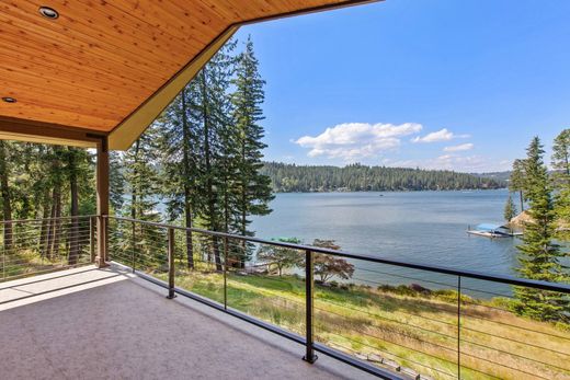 Detached House in Hayden, Kootenai County