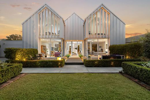 Detached House in Christchurch, Christchurch City