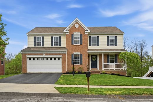 Detached House in Carnot-Moon, Allegheny County
