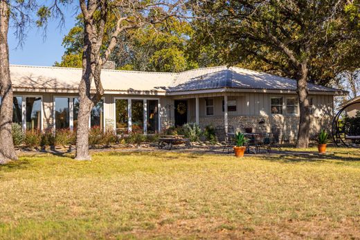 Country House in Hamilton, Hamilton County