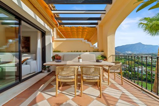 Apartment in Benahavís, Malaga