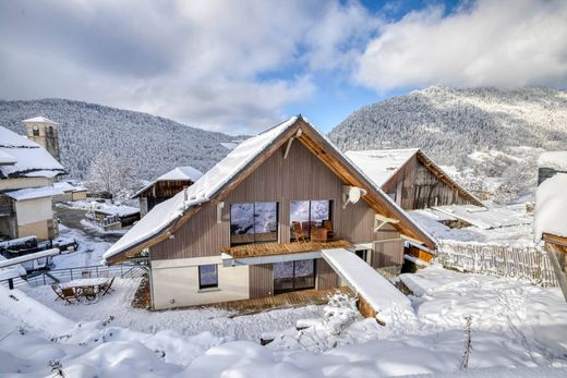 Vrijstaand huis in Talloires, Haute-Savoie