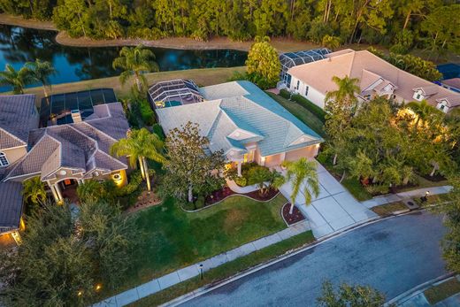 Luxury home in Bradenton, Manatee County