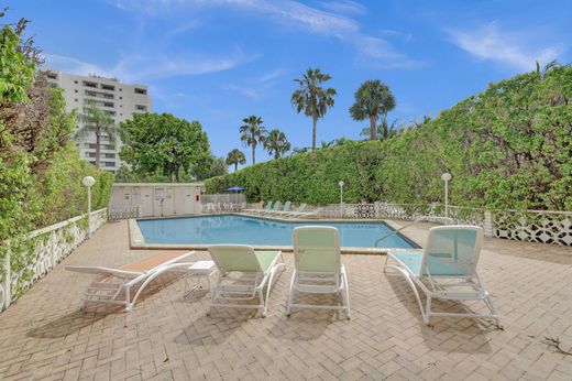 Apartment / Etagenwohnung in Miami Beach, Miami-Dade County