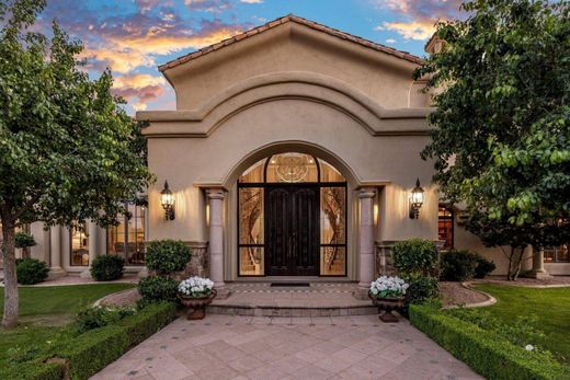 Detached House for sale in Scottsdale