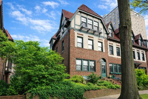 Casa di lusso a Forest Hills Gardens, Queens County