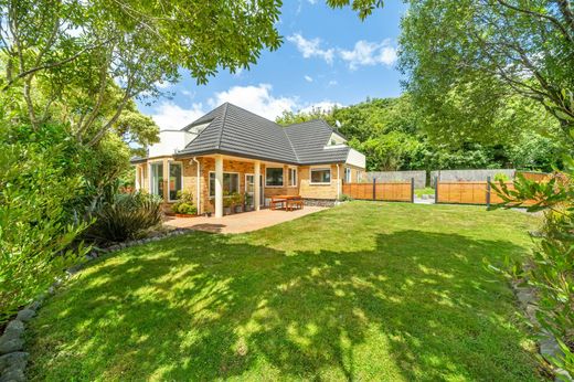 Casa de lujo en Upper Hutt, Upper Hutt City