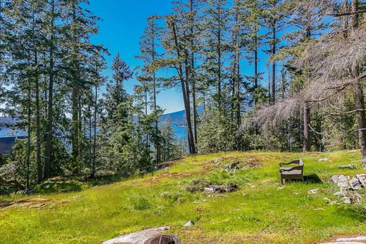 Luxury home in Bowen Island, Metro Vancouver Regional District