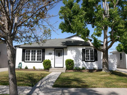 Detached House in Manhattan Beach, Los Angeles County