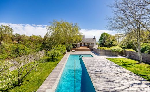 Detached House in Shelter Island, Suffolk County