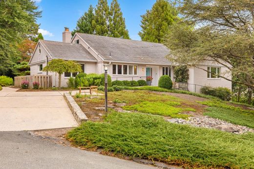 Casa Unifamiliare a Bethesda, Montgomery County
