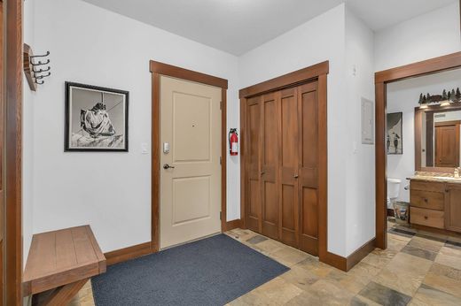 Apartment in Big White Ski, British Columbia