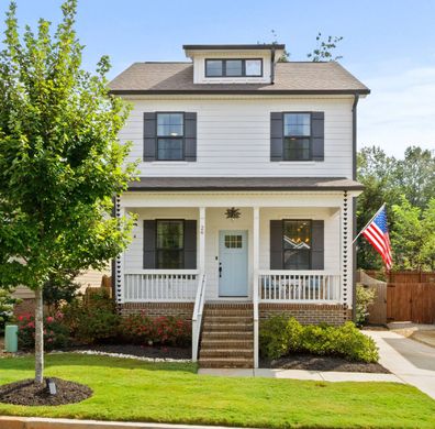 Luxury home in Greenville, Greenville County