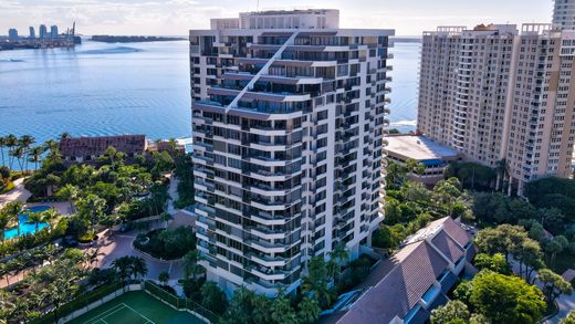 ﺷﻘﺔ ﻓﻲ ميامي، فلوريدا, Miami-Dade County