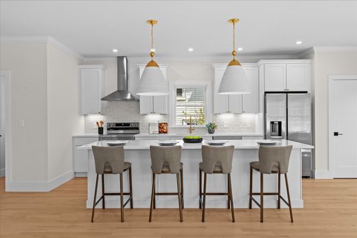 Apartment in Arlington, Middlesex County