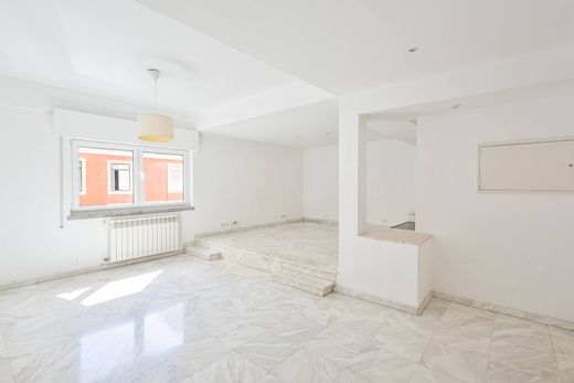 ﺷﻘﺔ ﻓﻲ لشبونة, Lisbon