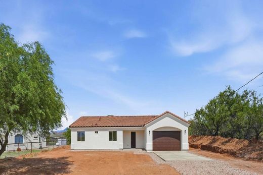 Luxury home in Rosanky, Bastrop County