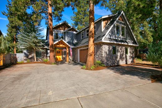 Luxury home in Bend, Deschutes County