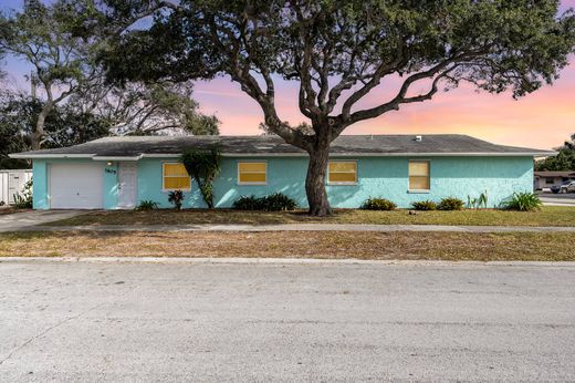 Duplex in Cape Canaveral, Brevard County