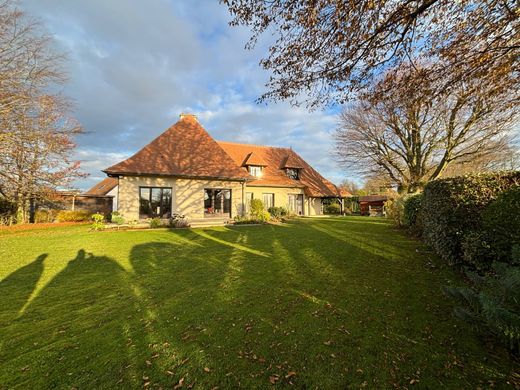 Vrijstaand huis in Caen, Calvados