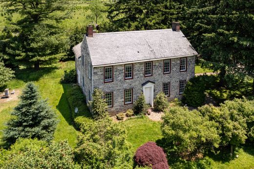 Country House in Phillipsburg, Warren County