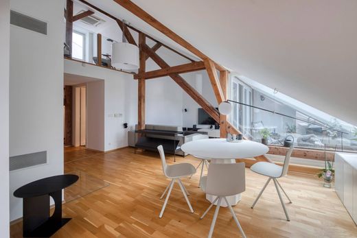 Duplex appartement in Praag, Hlavní město Praha